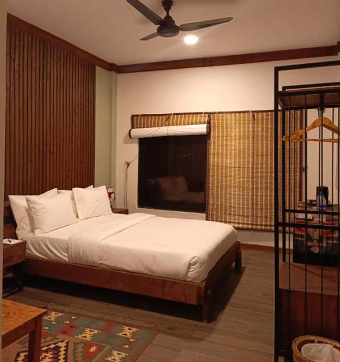 standard-room-img