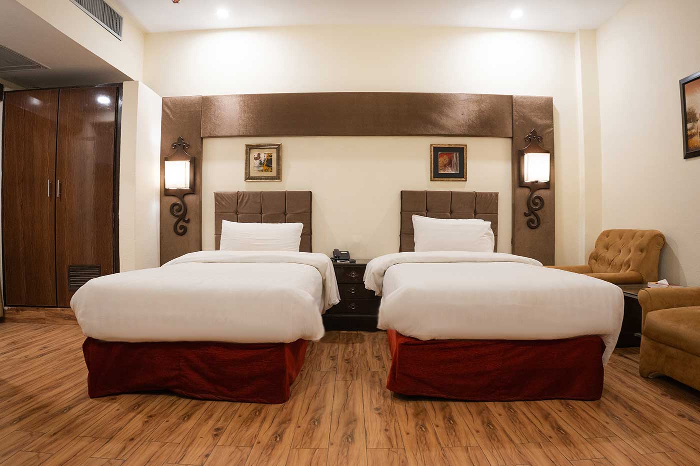 Standard Twin Room