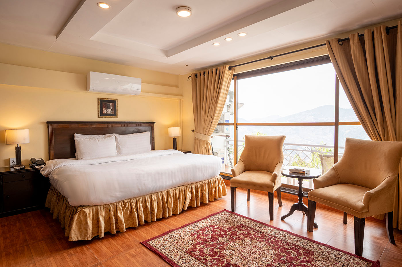 Deluxe King Room
