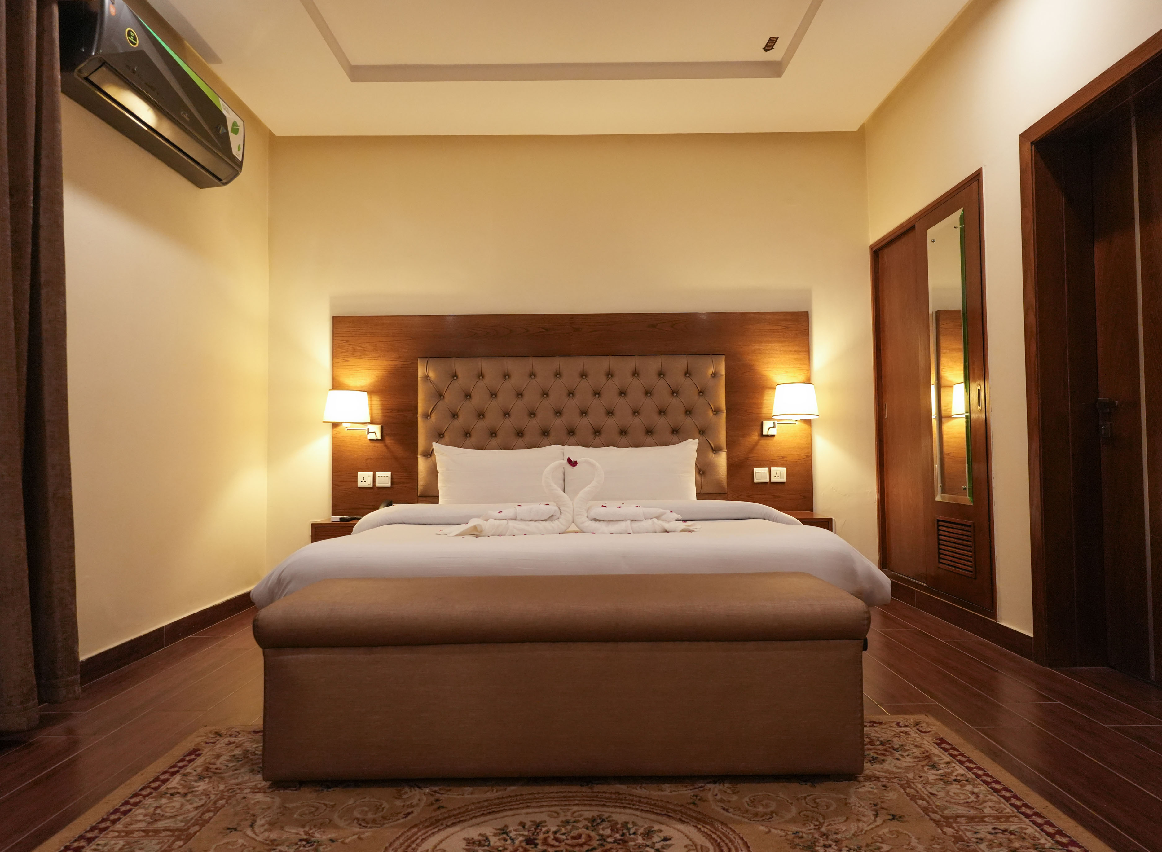 Hotel One Tariq Road Multan: Best Hotels in Multan City