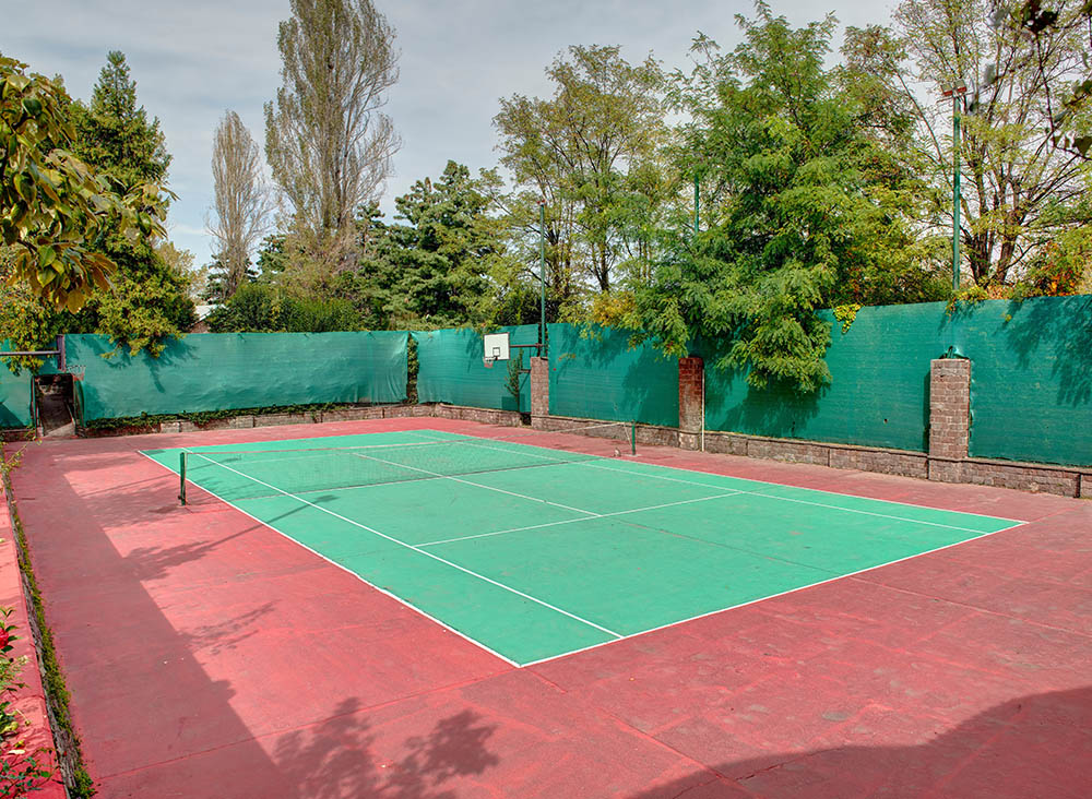 Tennis & Basketball Court