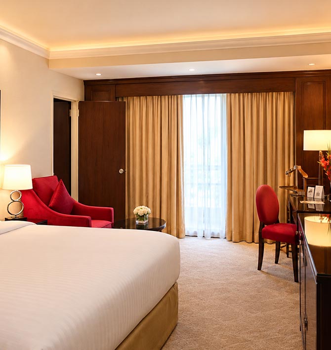 Executive Suite image 6