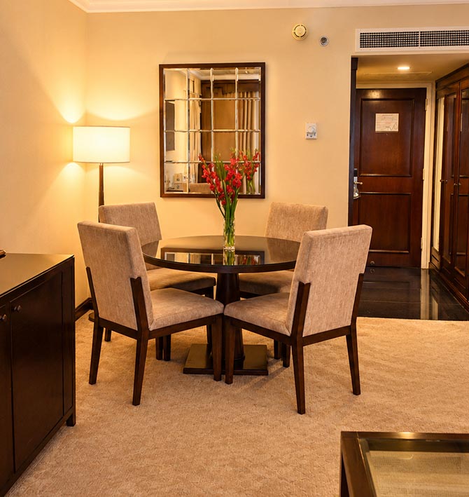 Executive Suite image 3